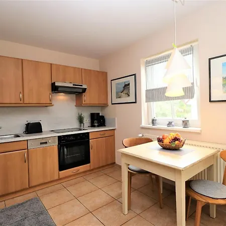 Appartement Haus Kienappel Haus Kienappel, App 01 Ahrenshoop